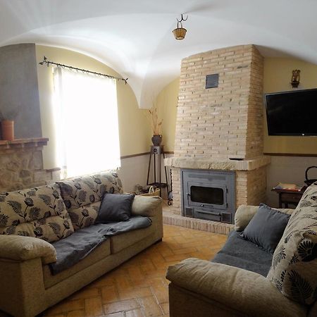 Casa Rural Dona Blanca Санта-Крус-де-ла-Сьерра Экстерьер фото