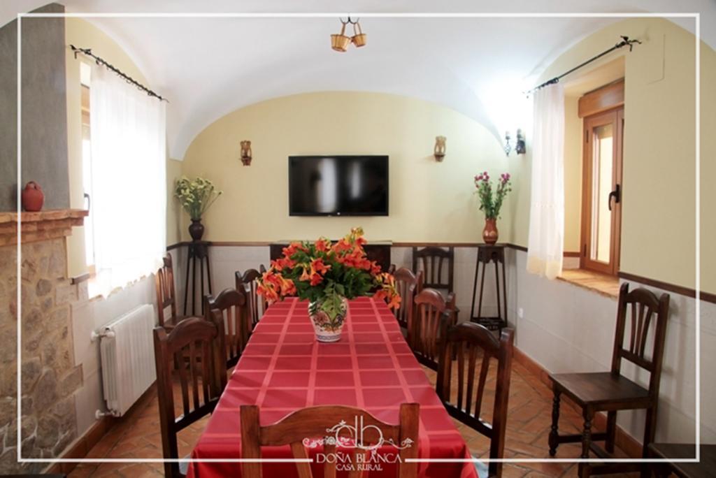 Casa Rural Dona Blanca Санта-Крус-де-ла-Сьерра Экстерьер фото