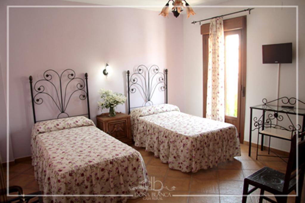 Casa Rural Dona Blanca Санта-Крус-де-ла-Сьерра Номер фото