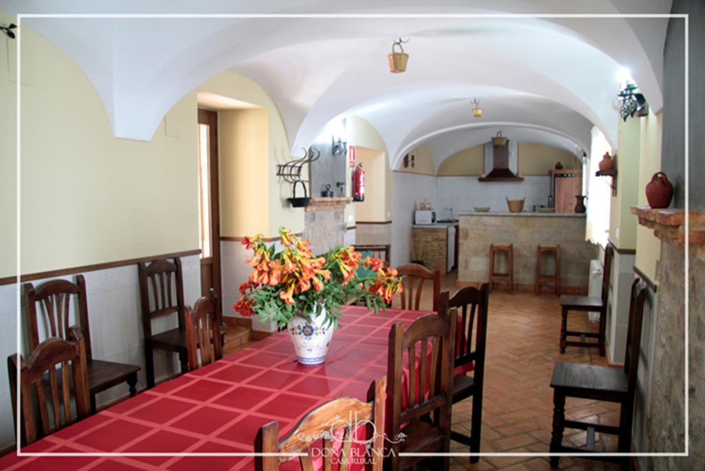 Casa Rural Dona Blanca Санта-Крус-де-ла-Сьерра Экстерьер фото