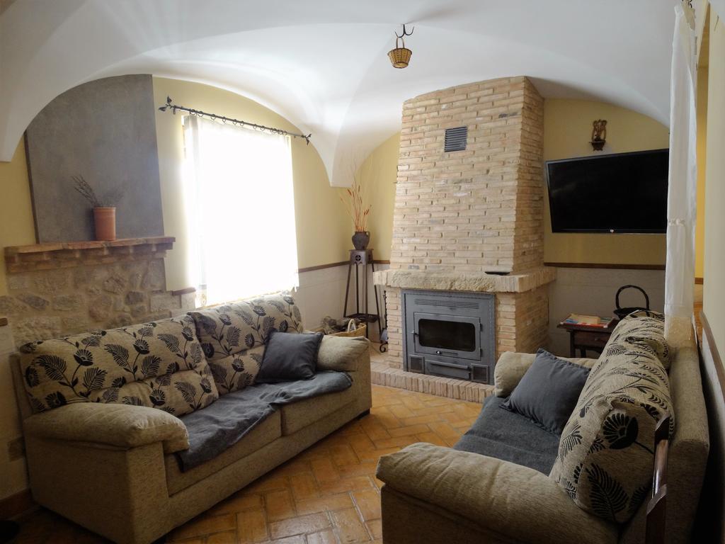 Casa Rural Dona Blanca Санта-Крус-де-ла-Сьерра Экстерьер фото